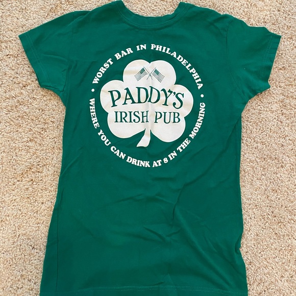 Paddy’s Pub T-Shirt - Picture 2 of 5